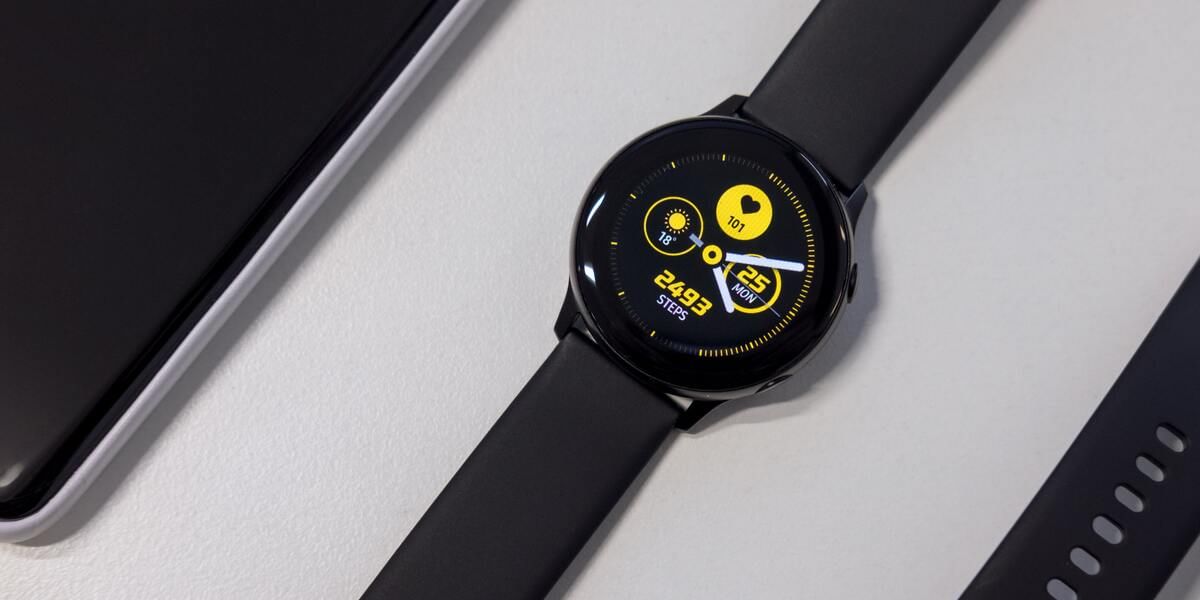 7 Best Smartwatches Under 4000 In India October 2025