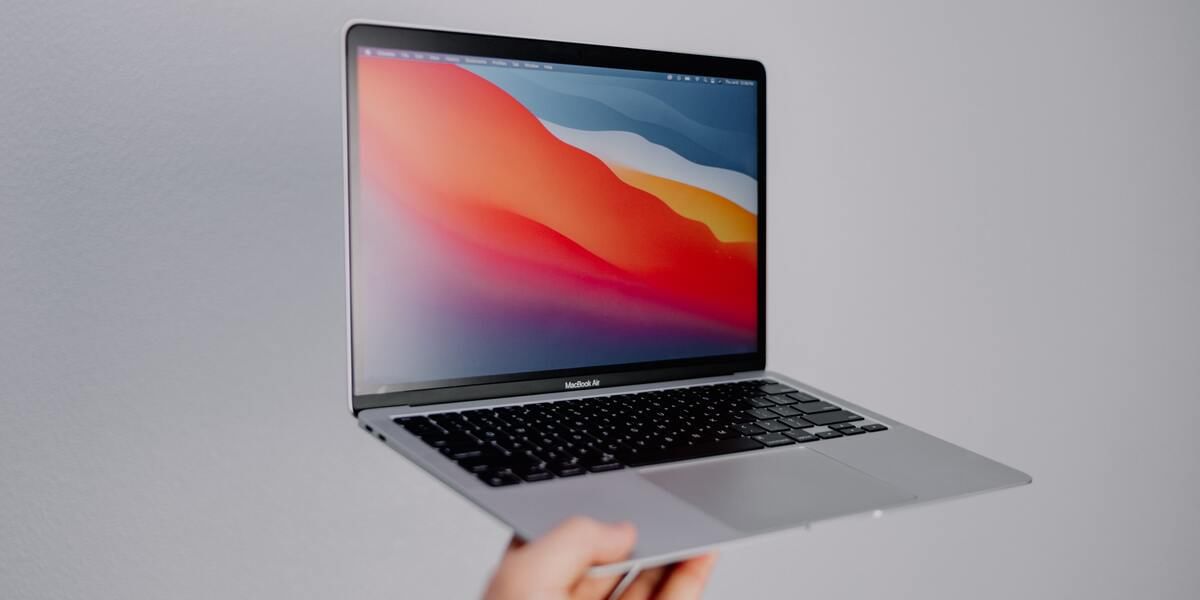 5 Best Apple Laptop In India Ranked October 2025