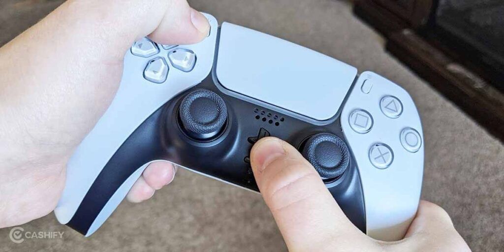 Pressing PS and Share buttons