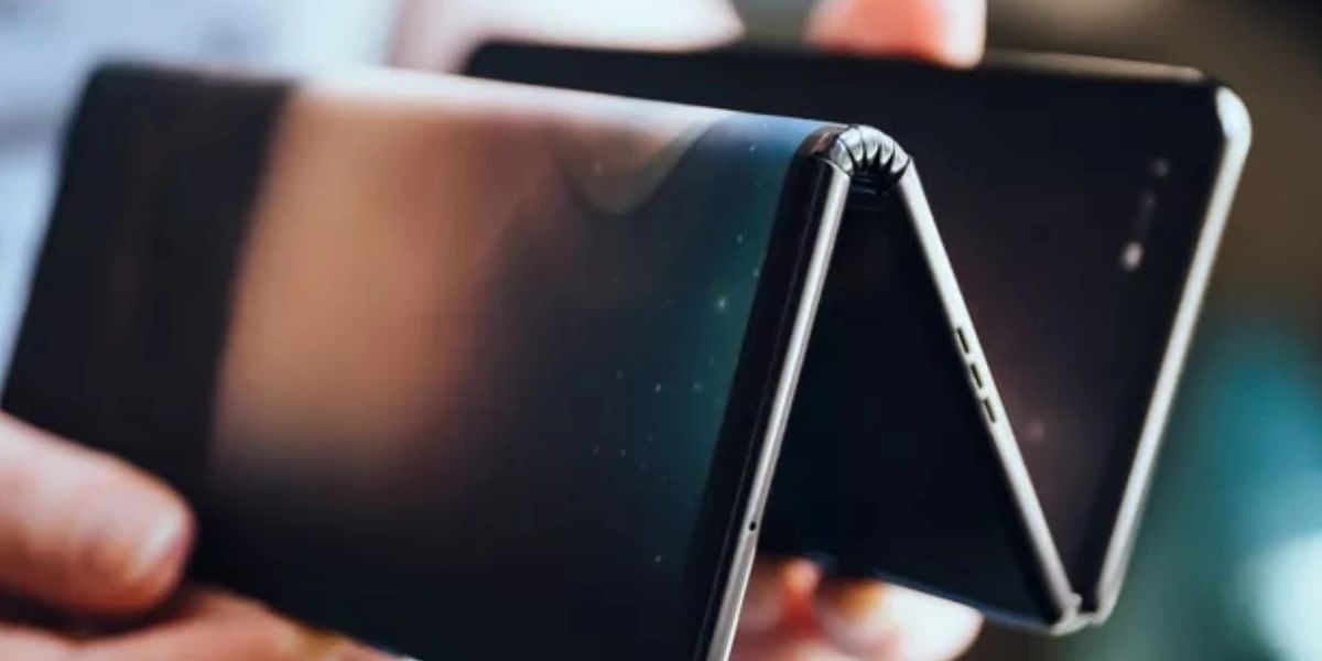 OnePlus Folding Smartphone Development Officially Tipped !