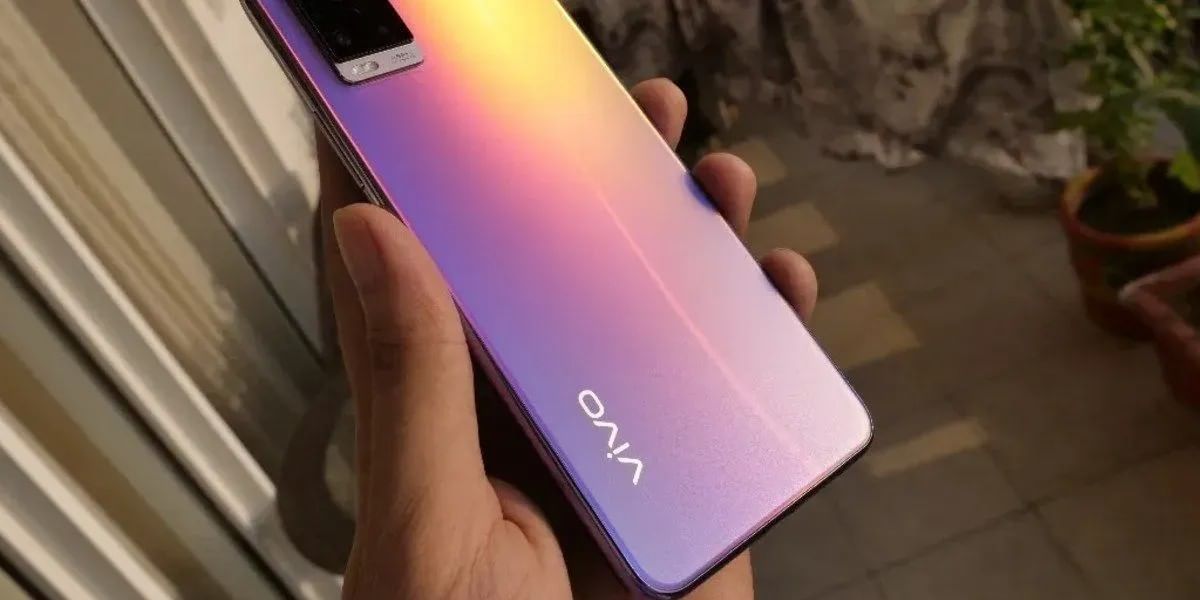 Vivo V25 Pro; Latest Mid-Range Smartphone Launched In India!