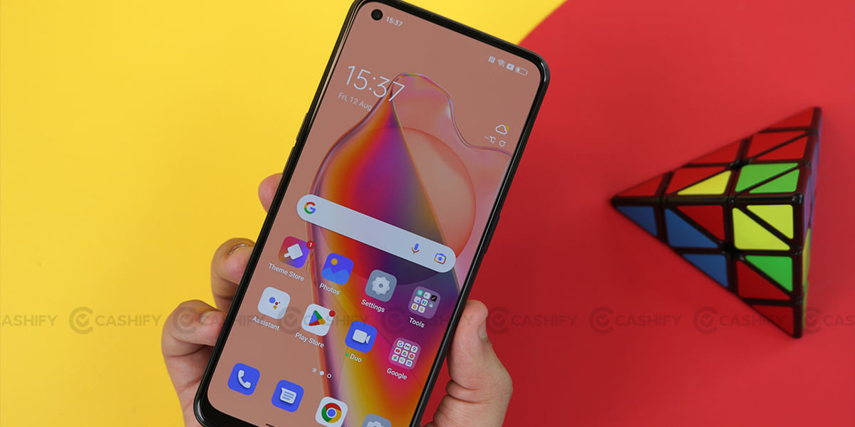 OPPO Reno8 Display