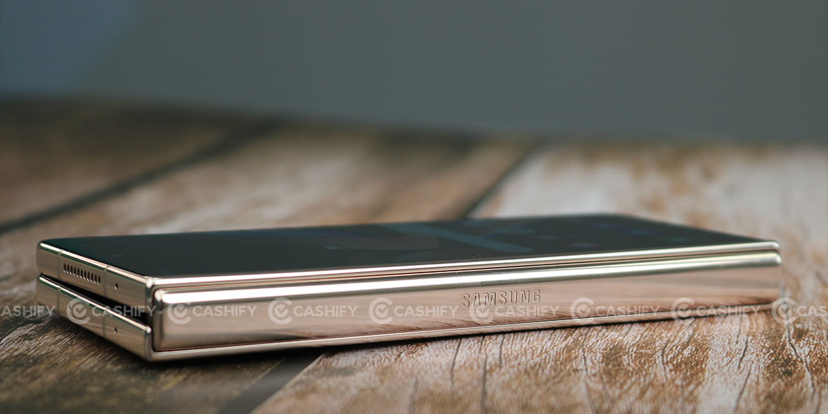 Galaxy Z Fold4 hinge