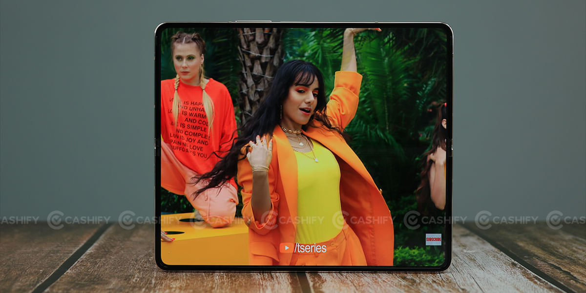 Galaxy Z Fold4 Display experience 