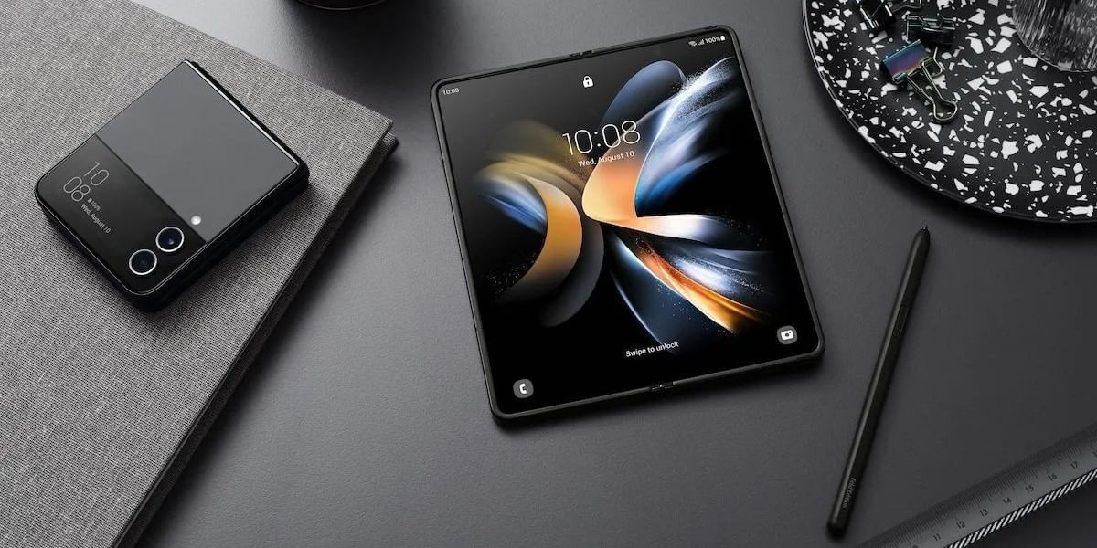 Samsung&#8217;s First Foldable Phone To Lose Android Support This Year