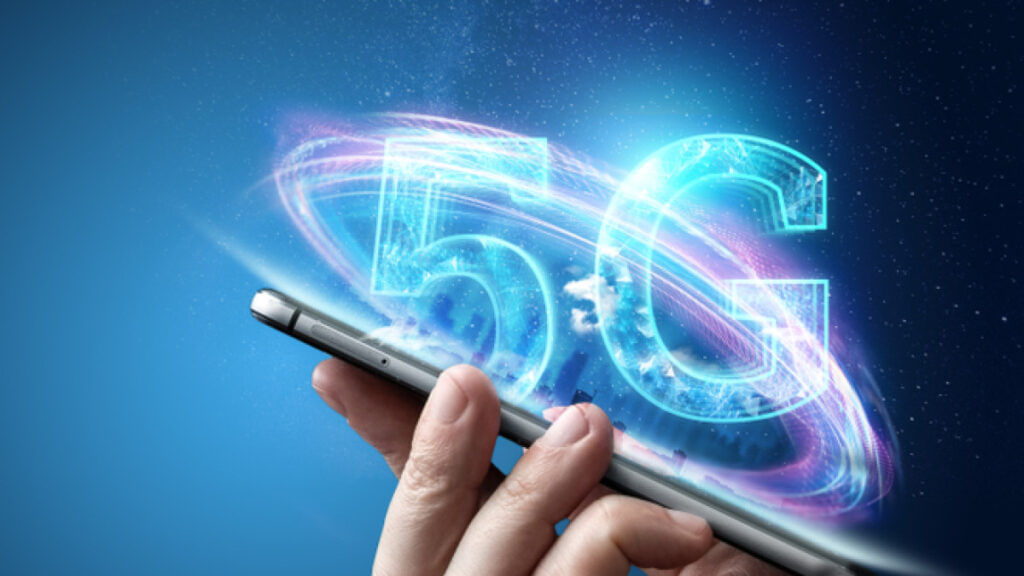 iPhone to get 5G