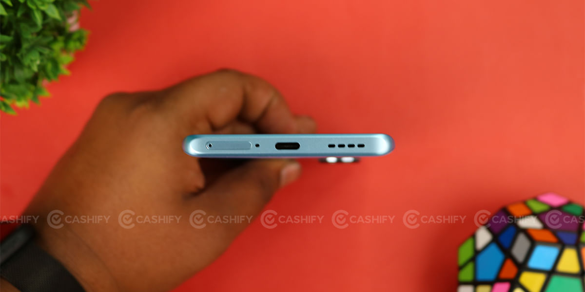 Realme 10 Pro Plus bottom side