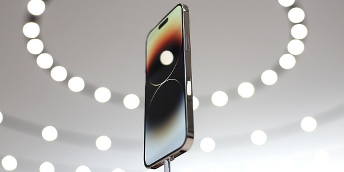 Apple Warns Of Lower iPhone Shipments: Here’s Why