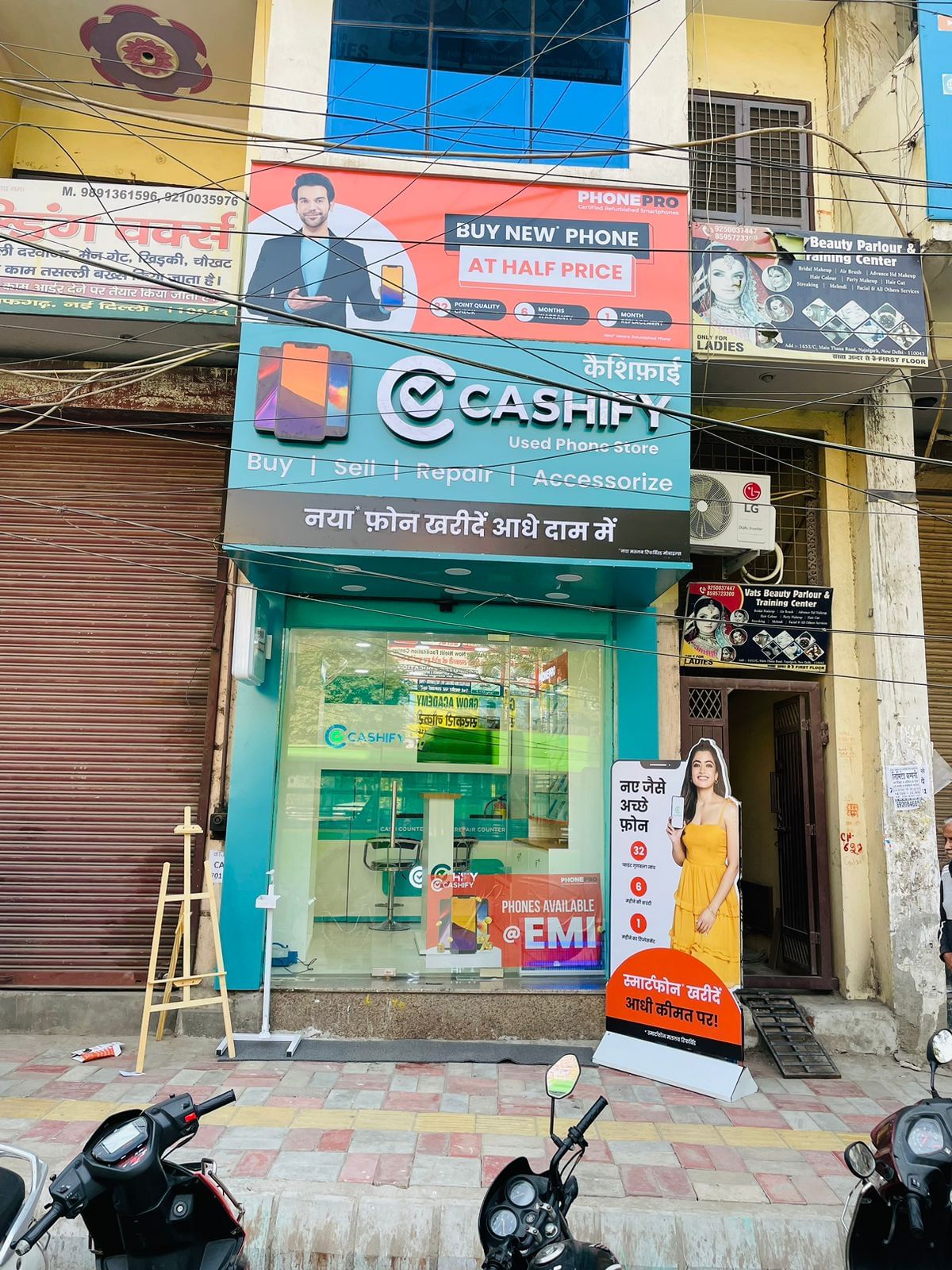 Cashify Buy Sell and Repair Mobile Store Najafgarh Delhi