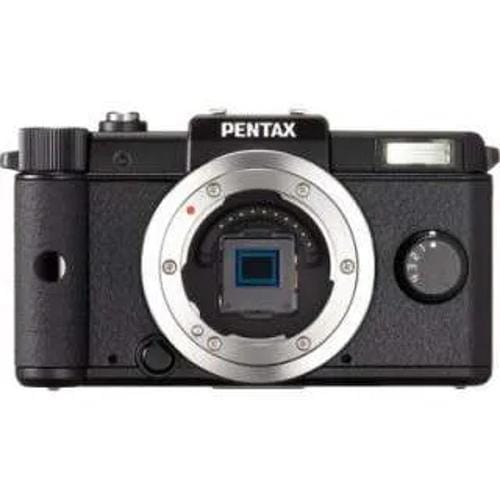 Pentax Q Body Mirrorless Front