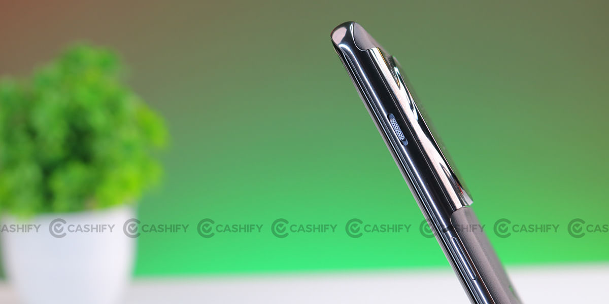 OnePlus 11 right side