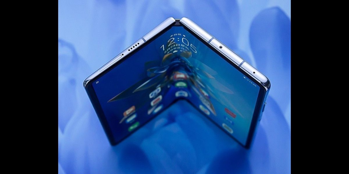 tecno phantom v fold launch