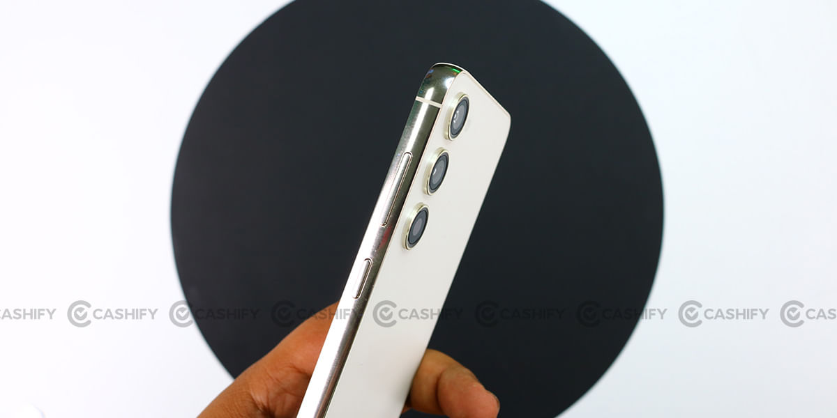 Samsung Galaxy S23 Plus right side
