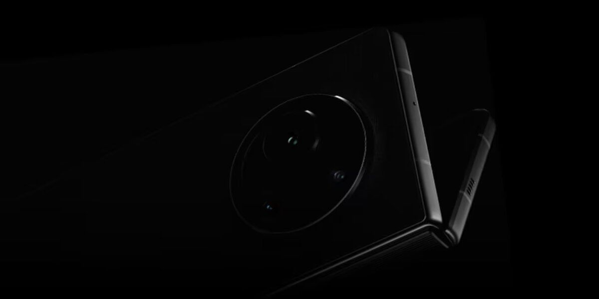 World’s First Left- Right Foldable Smartphone Tecno Phantom V Fold Launched, Know More