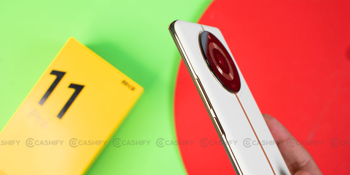 Realme 11 Pro right