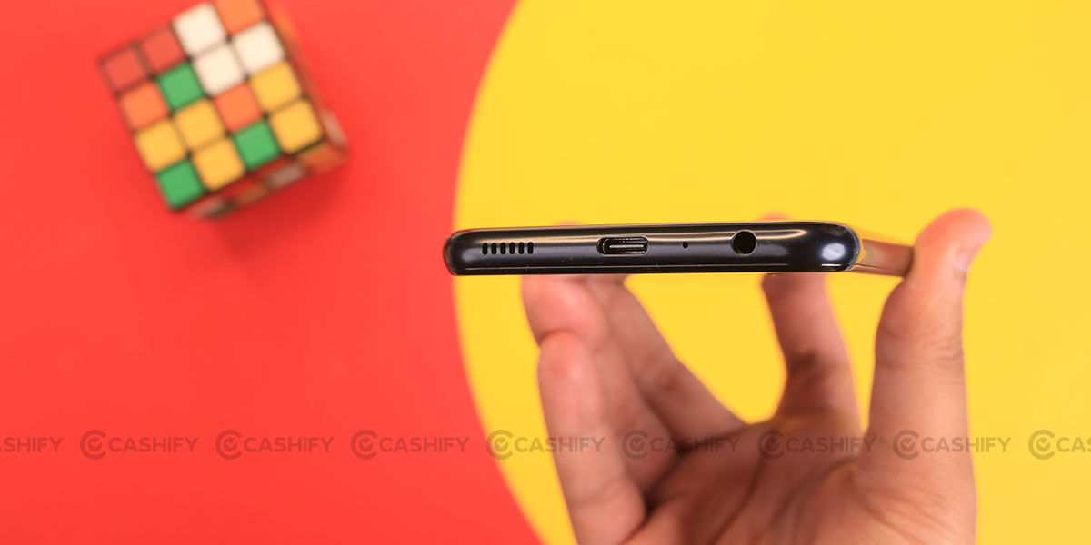Samsung Galaxy M34 bottom side