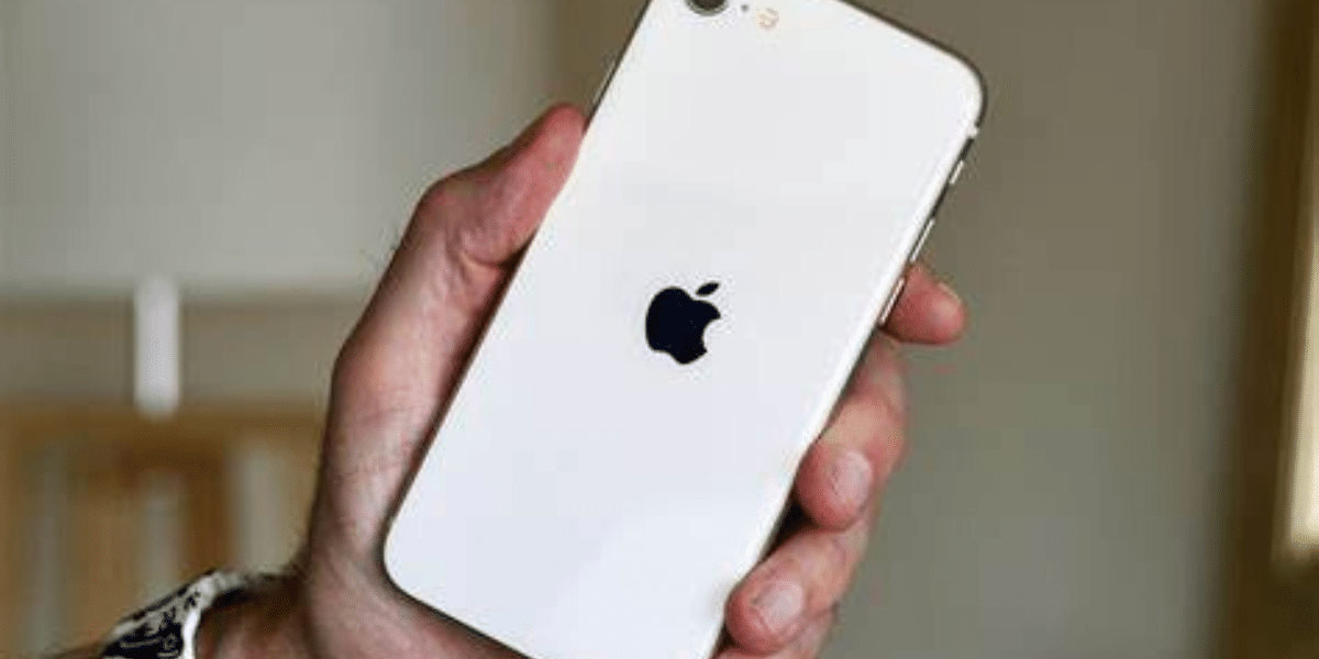 iPhone SE 4