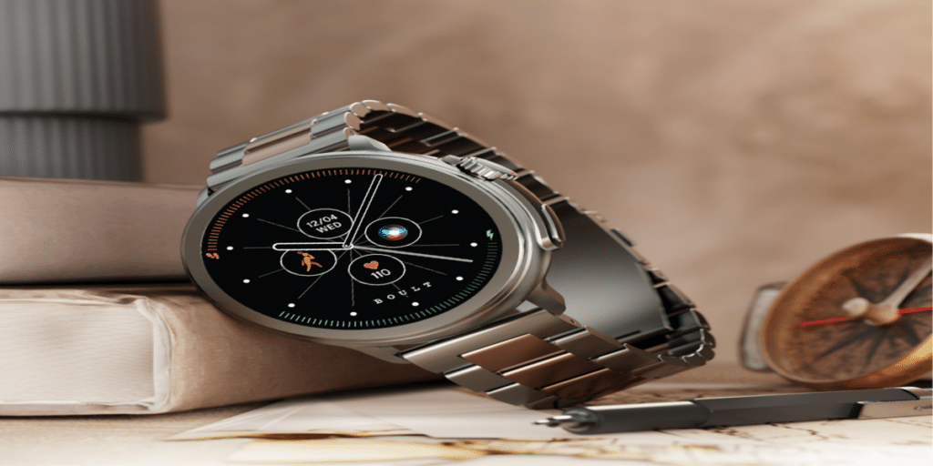 Crown R features a circular design