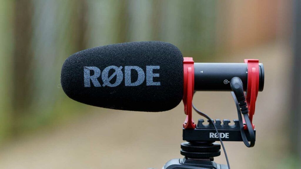 https://s3b.cashify.in/gpro/uploads/2023/08/22170605/rode-video-mic-1024x576.jpg