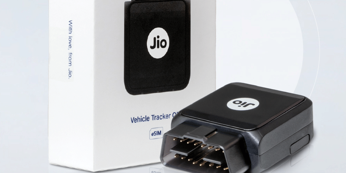 JioMotive Smart Car Accessory Launched In India