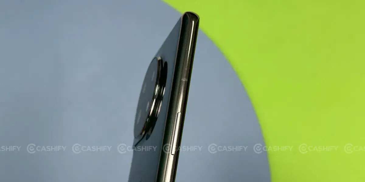OnePlus 11 Left
