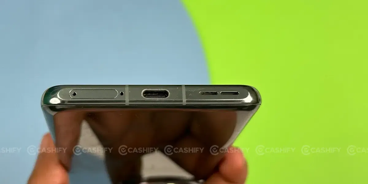 OnePlus 11 Bottom