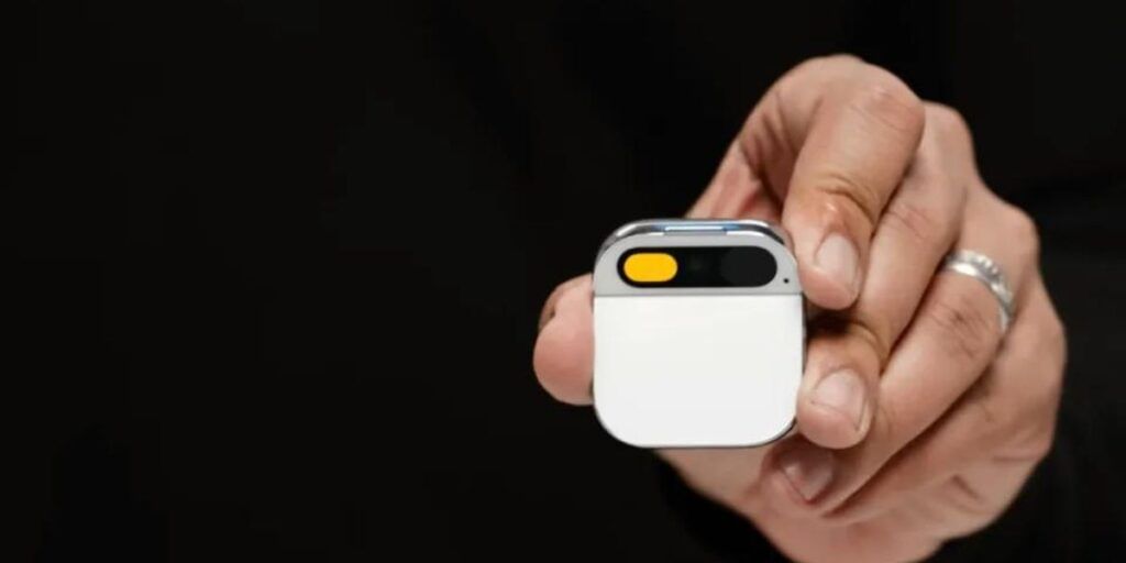 Humane’s AI Pin
