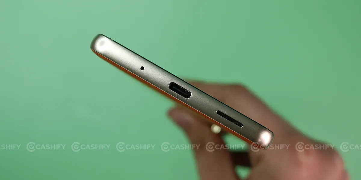Samsung Galaxy F55 5G Bottom