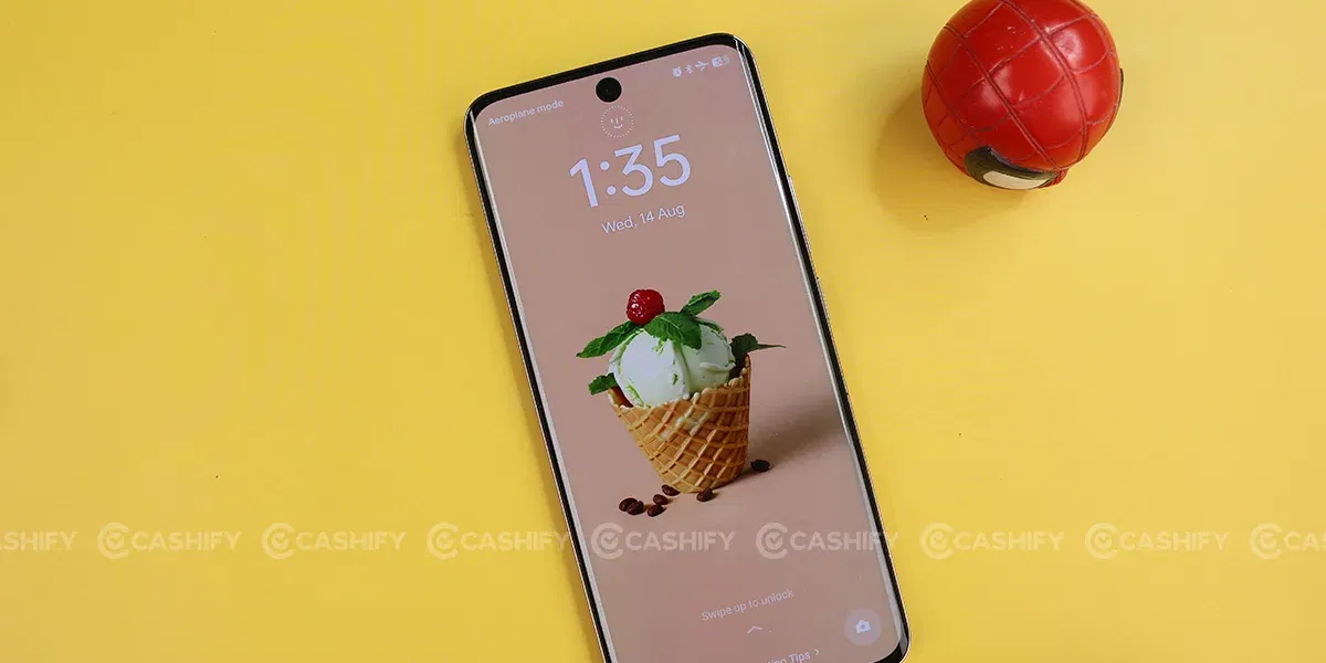 OPPO Reno 12 5G display