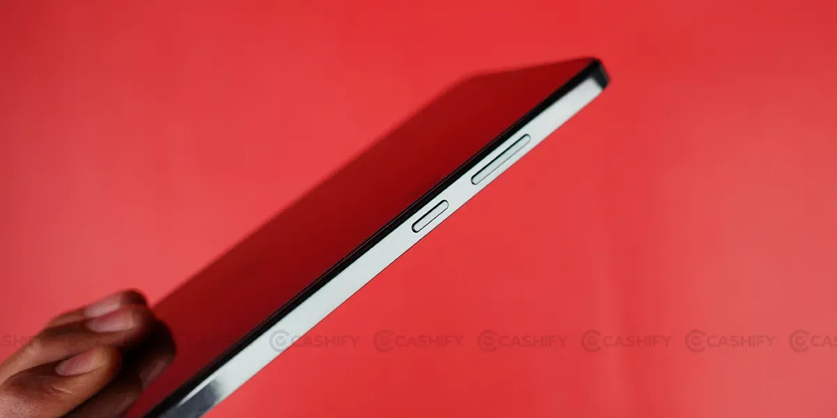 Right Side Of the Phone