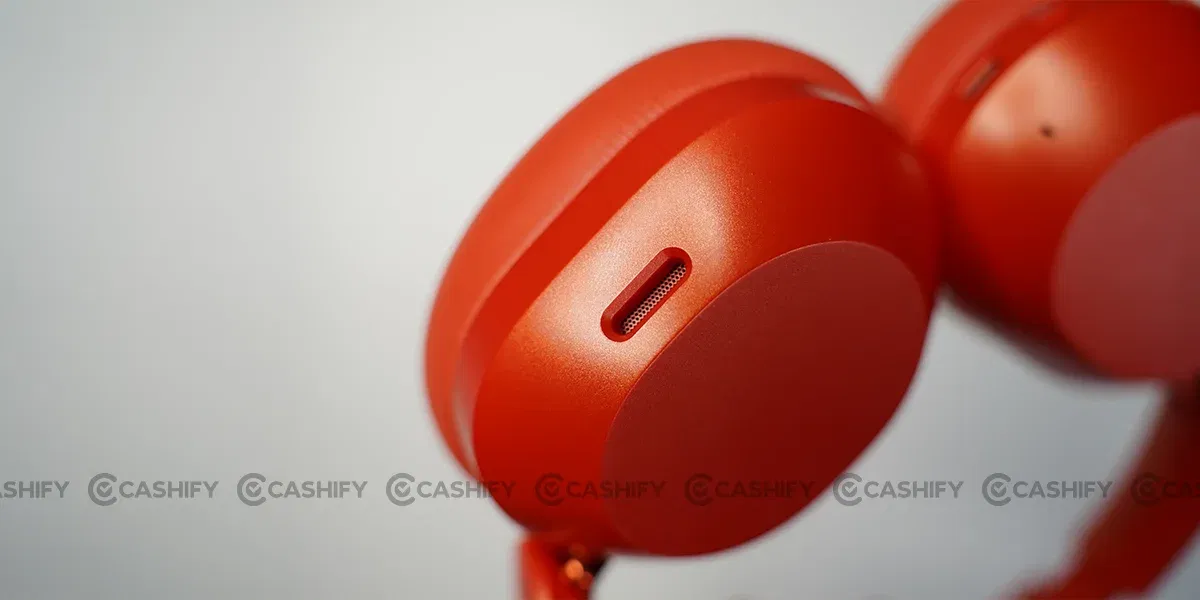 Realme TechLife Studio H1 Charging