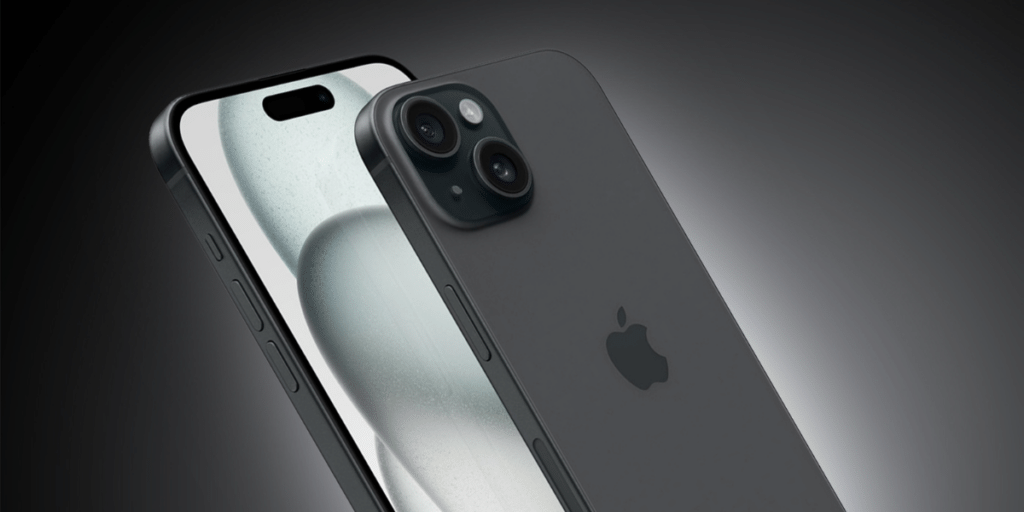 Apple iPhone 15 at Rs 32,880