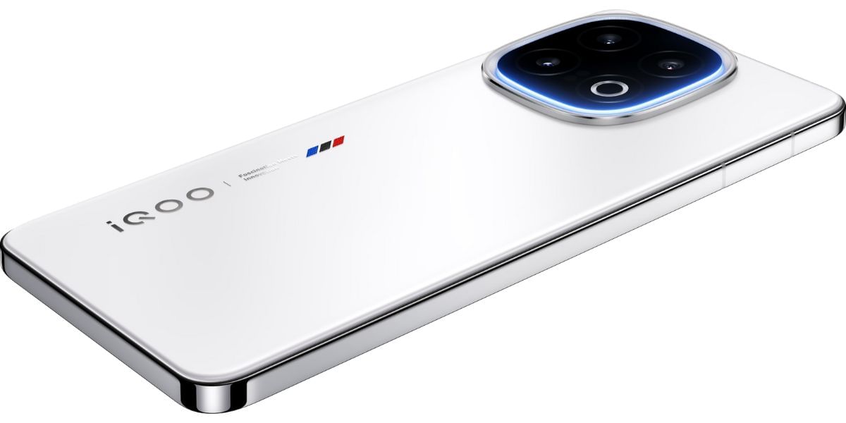 iQOO 13 Review: design