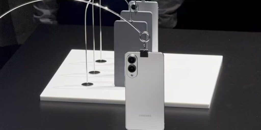 Samsung Galaxy S25 Edge leaks reveal is camera module