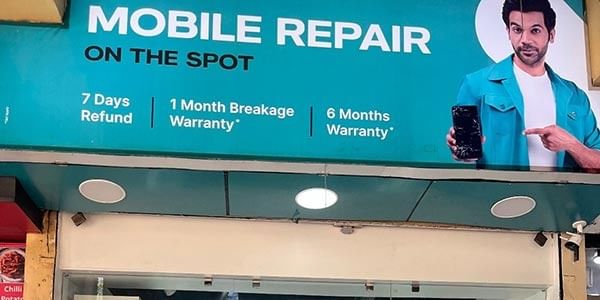 Cashify Mobile Phone Offline Store in Rohini New Delhi