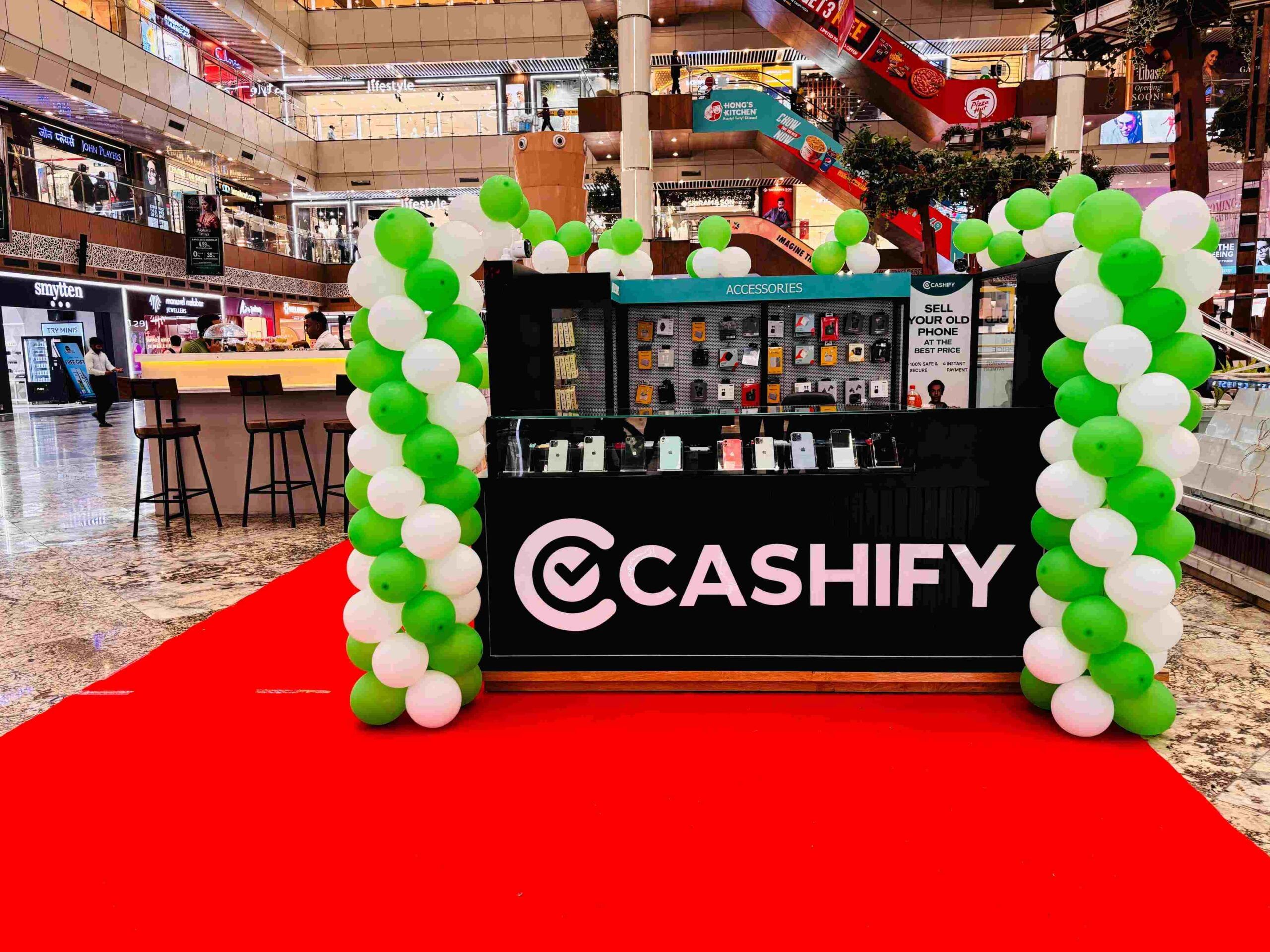 Cashify Mobile Phone Kiosk Gaur City Mall Noida