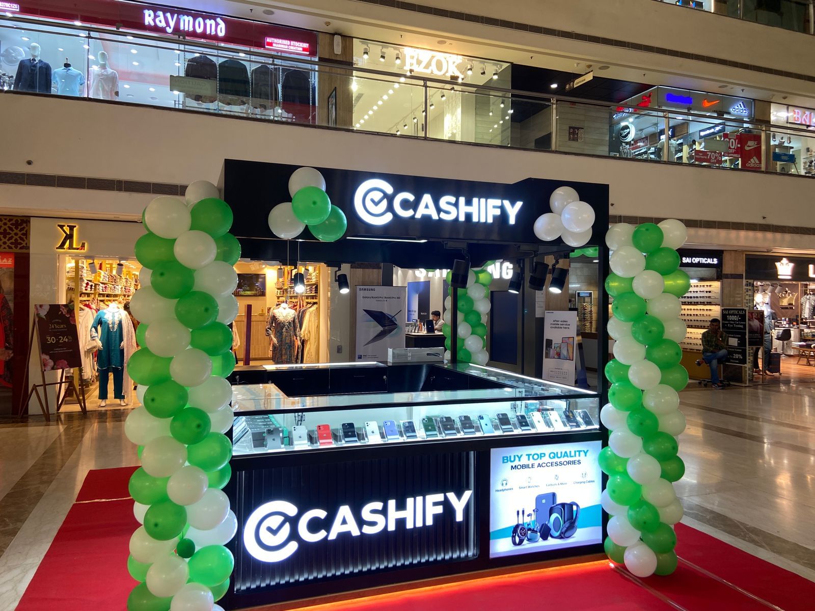 Cashify Mobile Phone Kiosk V3S Mall Laxmi Nagar Delhi