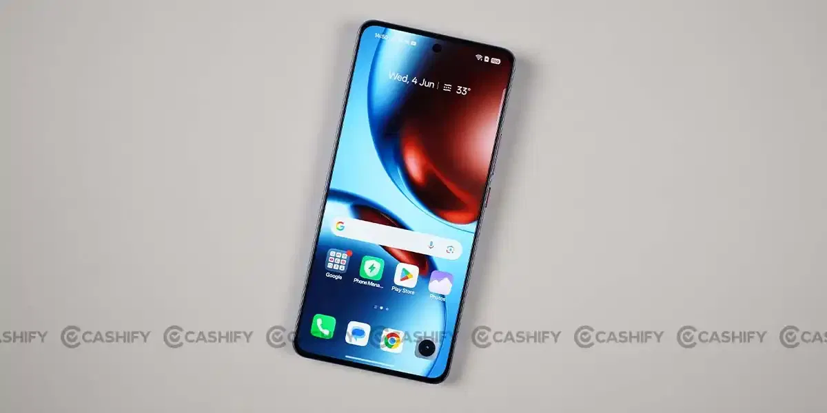 Realme GT 7 display