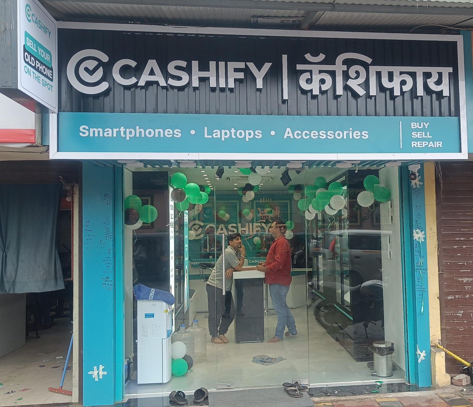 Cashify Mobile Phone Store Dombivli Mumbai