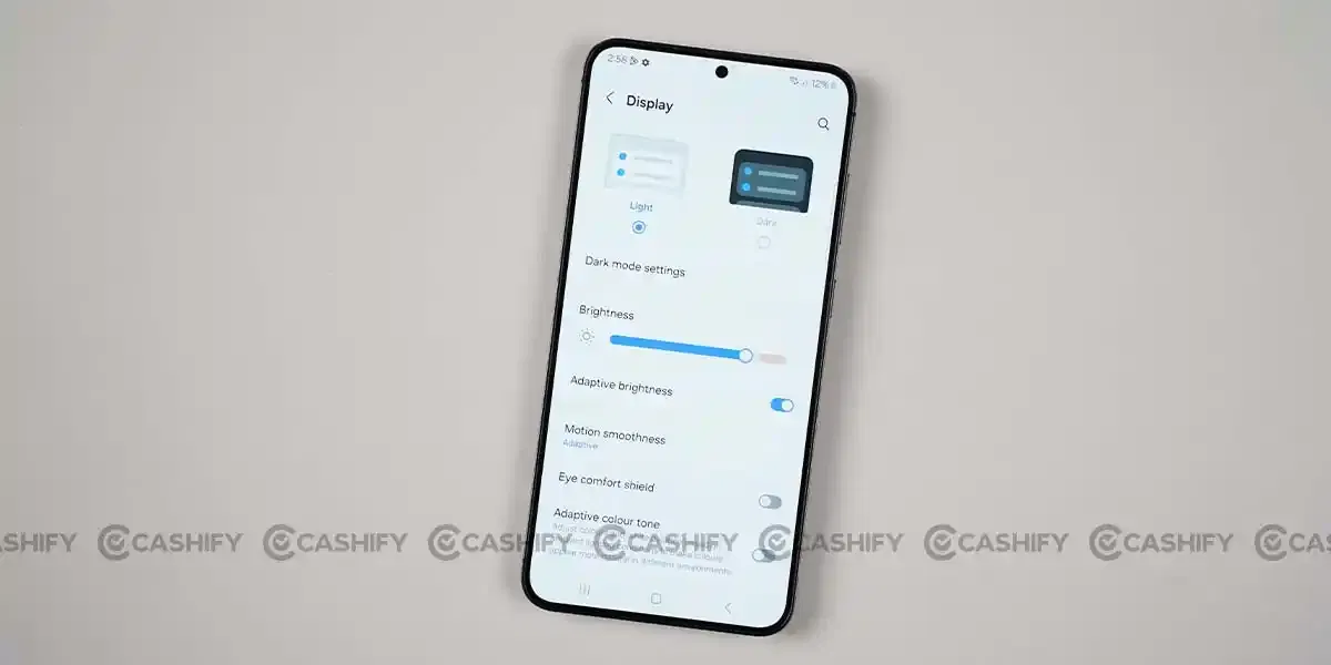 Samsung Galaxy S24 Plus display