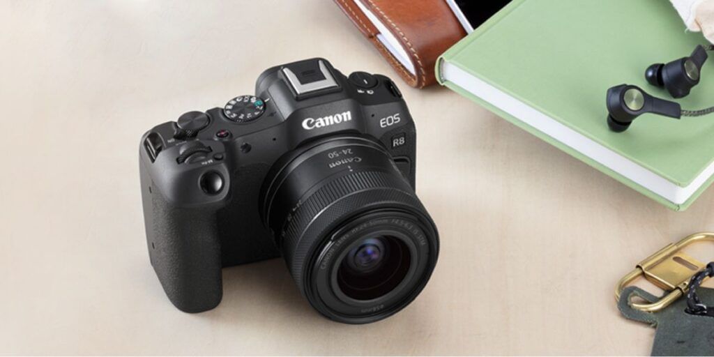 Canon EOS R8