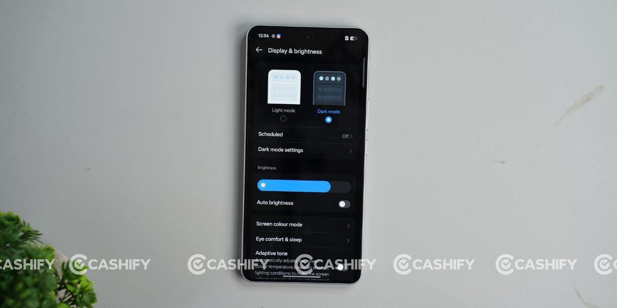 OPPO K13 Turbo display