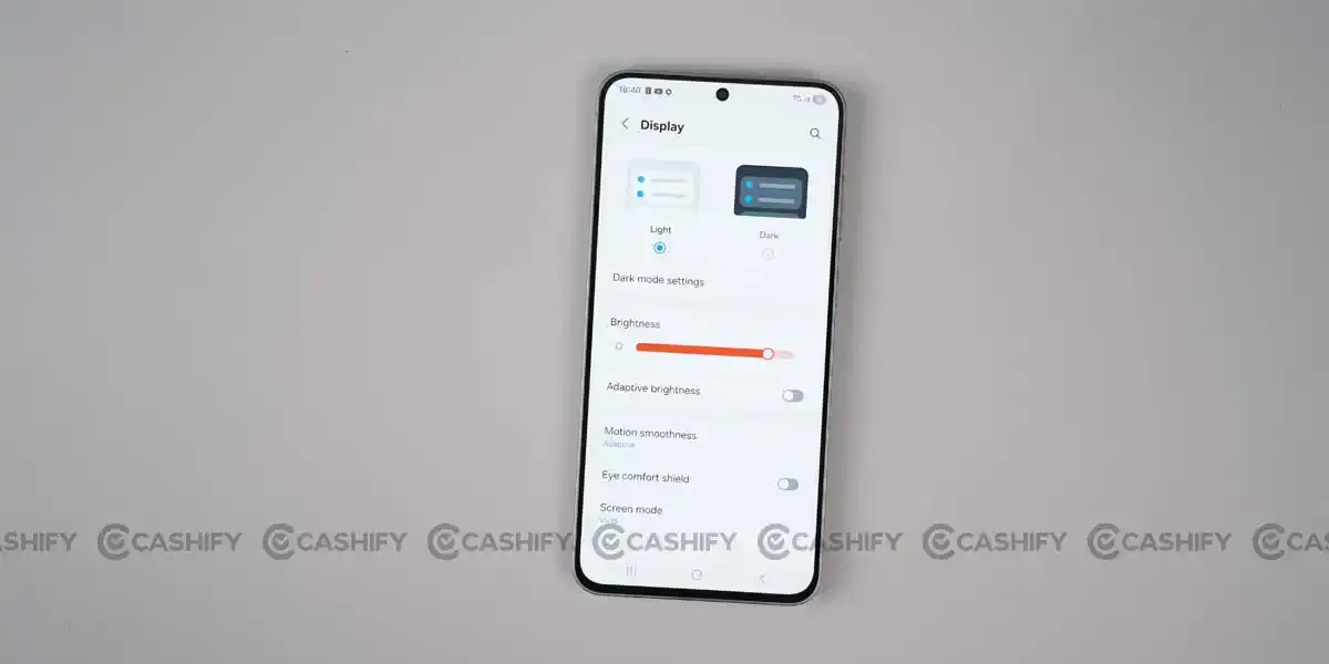 Samsung Galaxy S25 FE display
