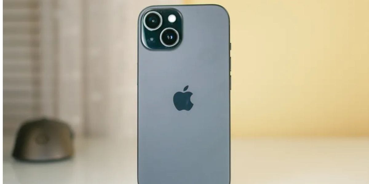 iPhone 15 Black Friday Sale Offer: Know How To Buy It Under Rs. 35000