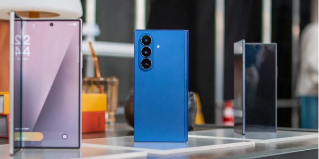 Samsung foldable phones