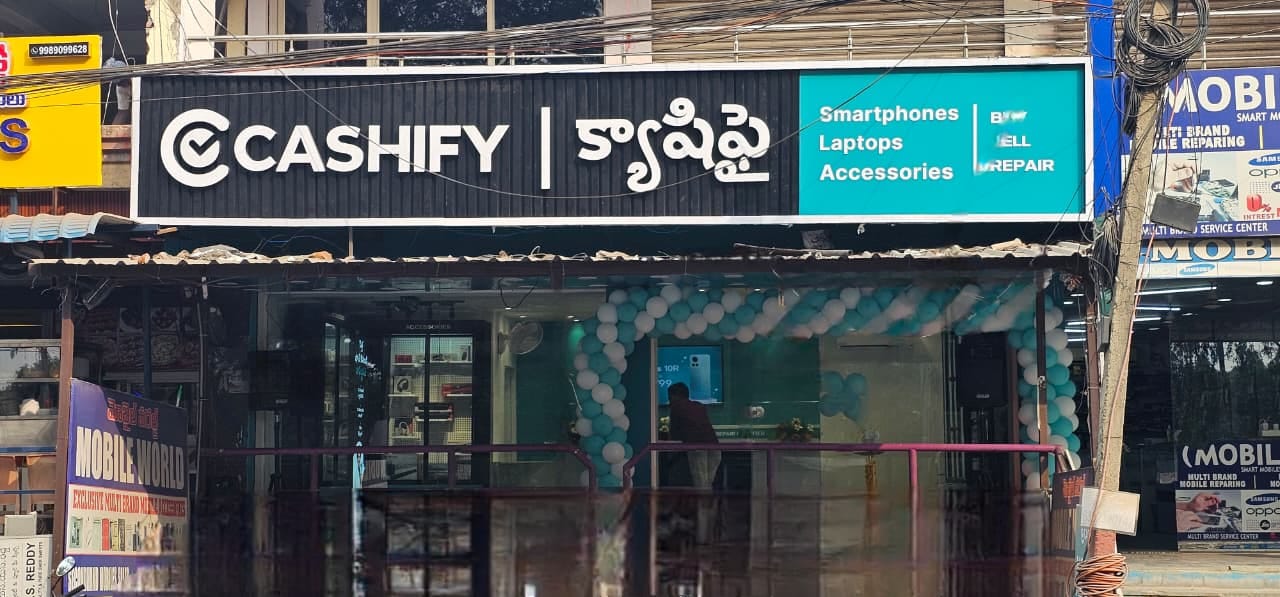 Cashify Mobile Phone Store Sangareddy Telangana