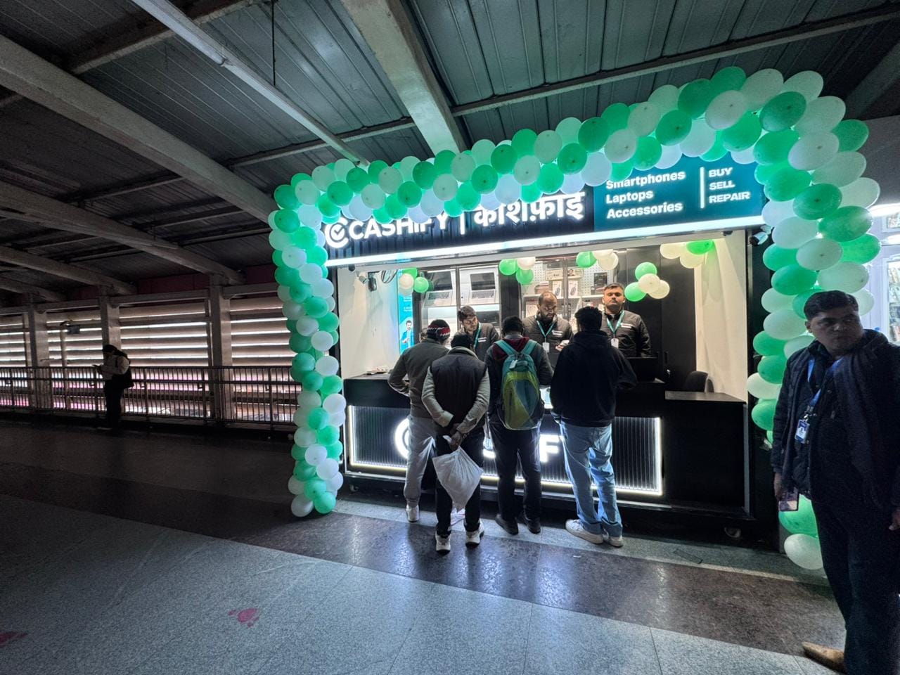 Cashify Mobile Phone Store Lajpat Nagar Metro Delhi