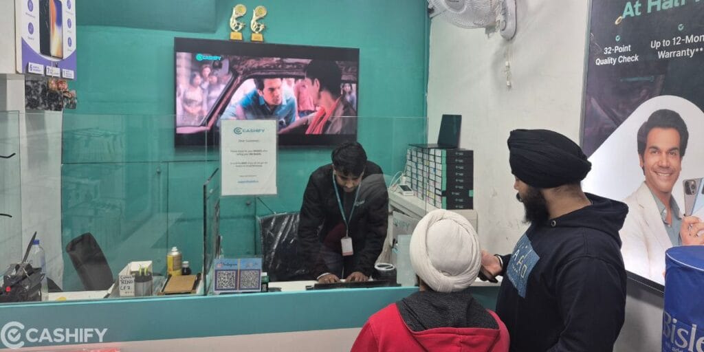 cashify offline store image