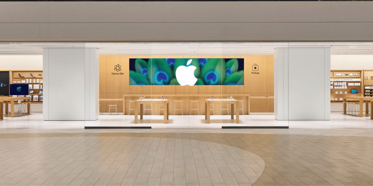 Second Apple Store in Mumbai Goes Live As Apple Pay Talks Heat Up