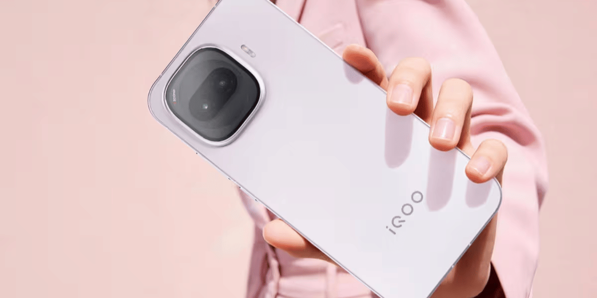 iQOO Z11 Design Officially Revealed Ahead Of Launch: 165Hz Display And 9,020mAh Battery